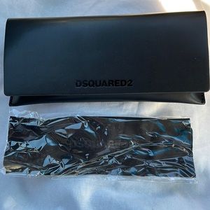 DSQUARED2 Sunglass Case & Cleaning Cloth